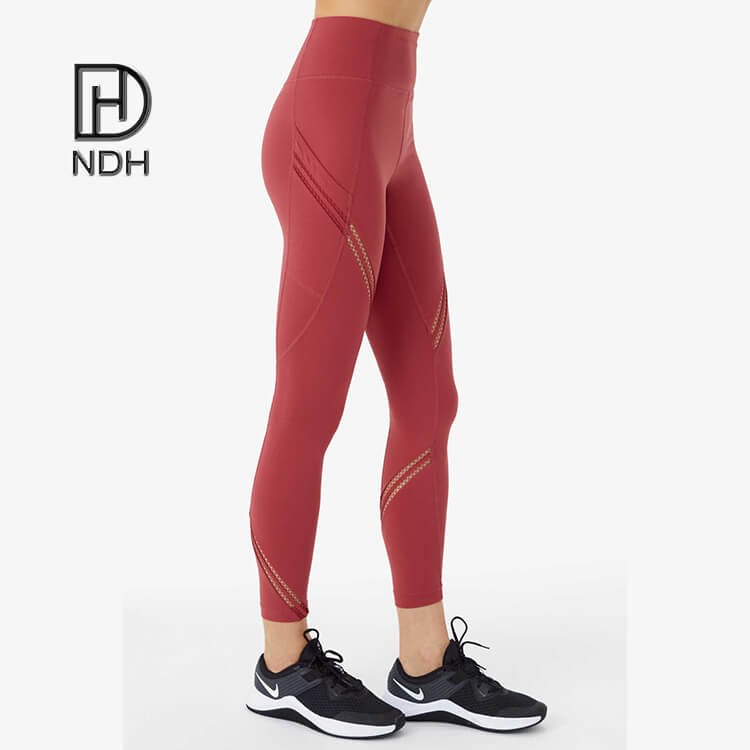 Butt Lifting Stretchy Interlock Seams 70% Nylon 30% Spandex Leggings