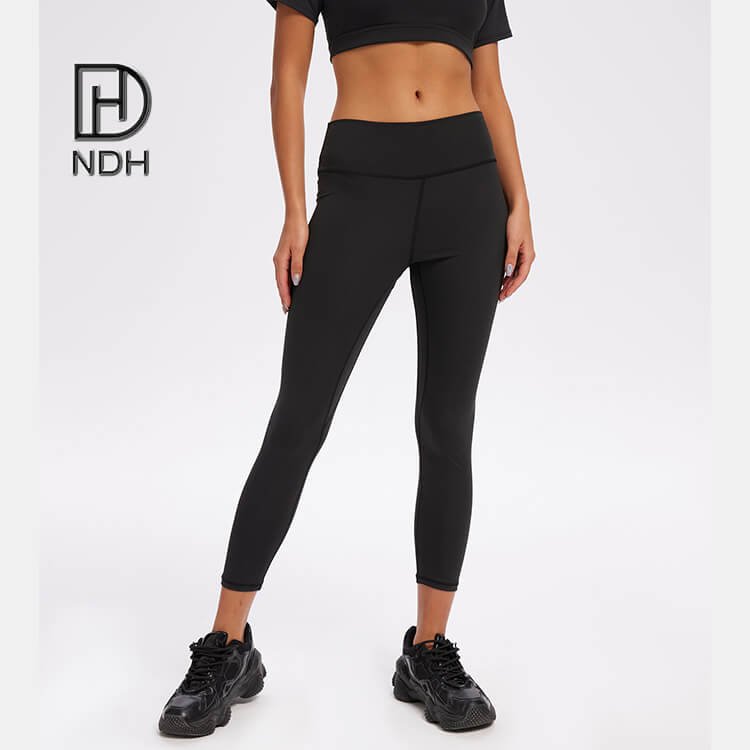 Compression Gym Workout 7:8 Black Polyester Nylon Spandex Leggings