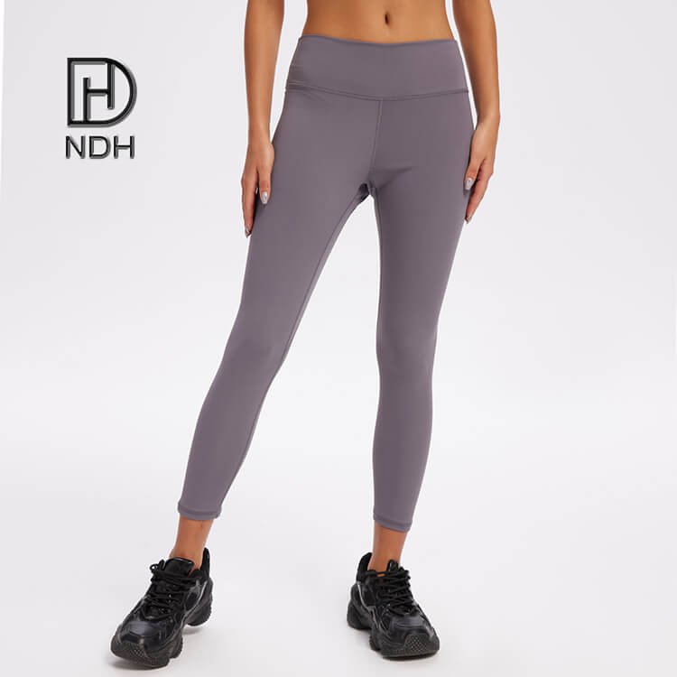 Four-Way Stretch Athletic Pants Polyester Nylon Spandex Leggings