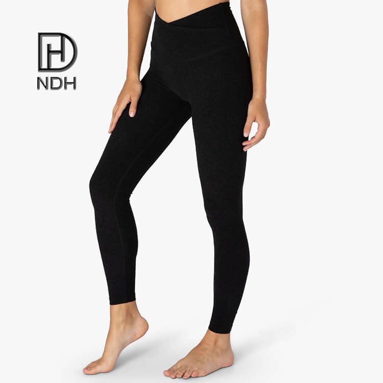 Interlock Seams 4 Needle 6 Threads High-Waisted 80% Nylon 20% Spandex Leggings