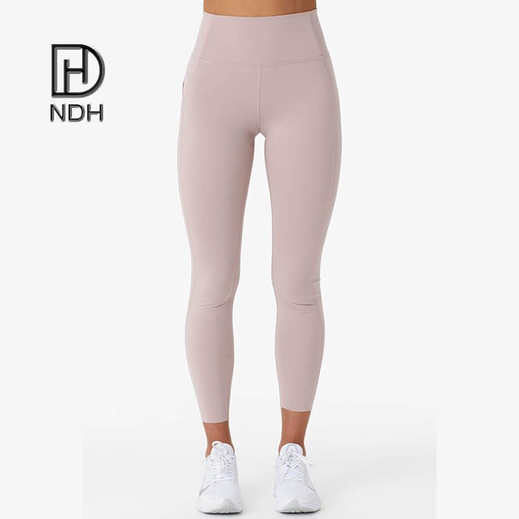 Women's High Rise Full-Length Active 70% Nylon 30% Spandex Leggings