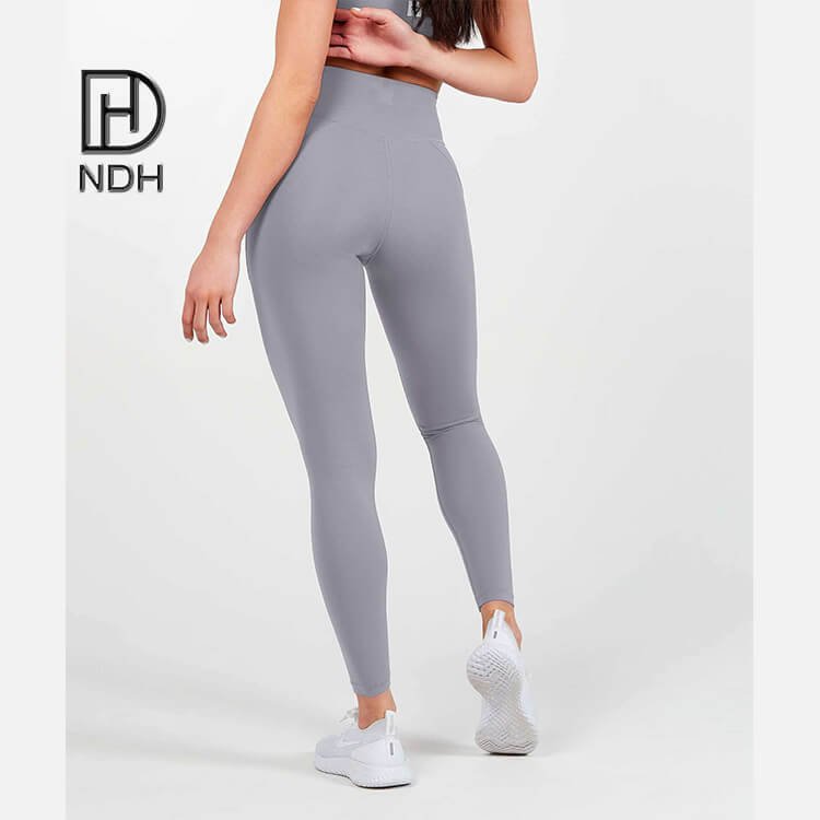 Buttery Soft Skin Tight Lightweight Recycled Polyamide Full-Length Leggings