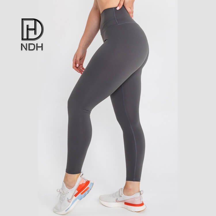 Four-Way Stretch Buttery Soft Flatlock Construction Recycled Lycra Gym Leggings