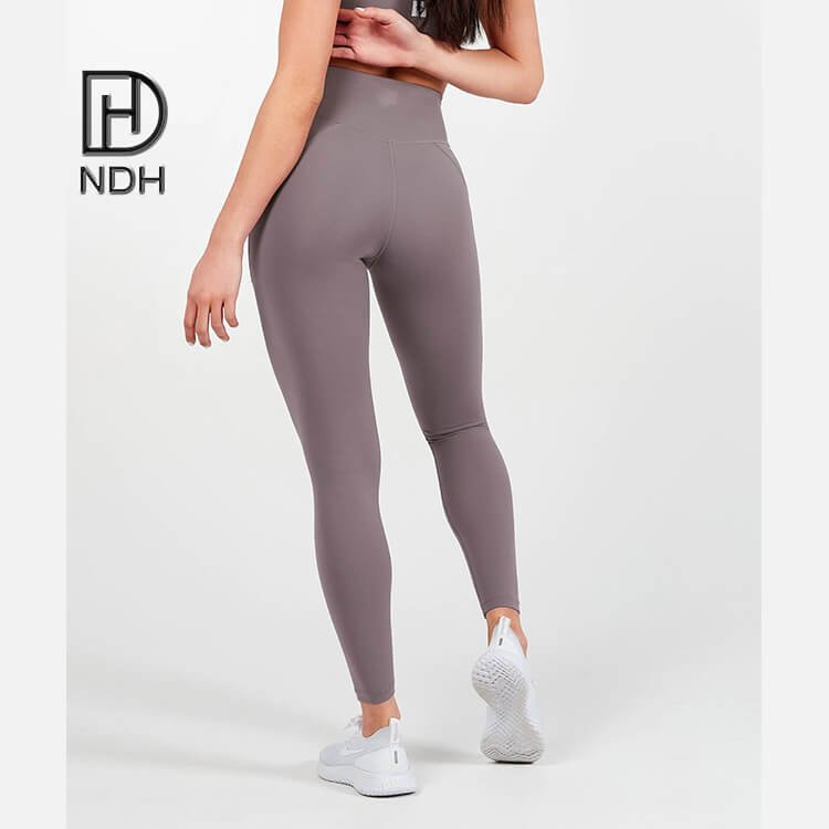 Four-Way Stretch Full-Length 4 Needle 6 Threads Buttery Soft Leggings