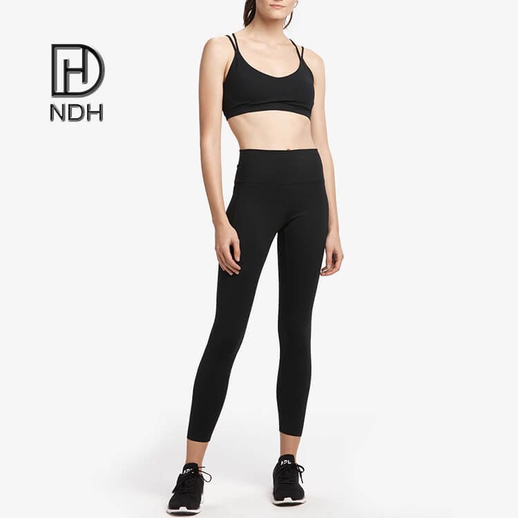 Four-Way Stretch Gym Workout Stretch Sustainable Fabric Compression Leggings