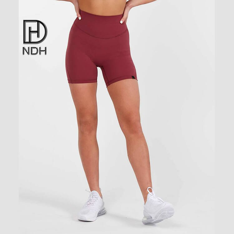 High Waisted Flatlock Seams Moisture-Wicking Recycled Polyamide Biker Shorts