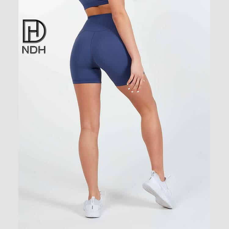 Lightweight Butt Lifting Flatlock Seams Hugged Sensation Biker Shorts