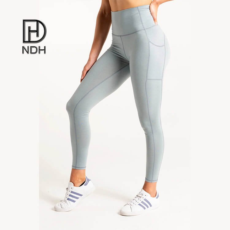 Lycra Spandex Workout Leggings with Interlock Seams Hugged Sensation Eco-Friendly Yoga Pants