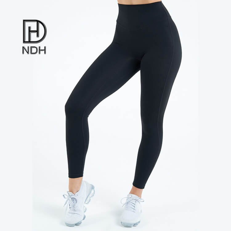 Sweat-Wicking Ribbed Interlock Seams Sustainable Gym Leggings