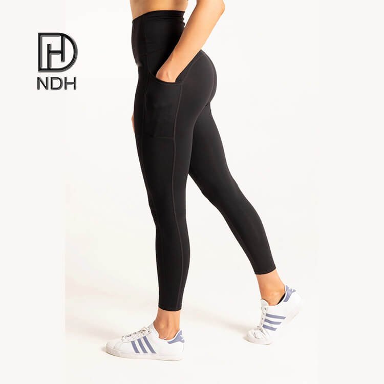 Moisture-Wicking Interlock Seams Sustainable 88% Polyester 12% Spandex Leggings with Pockets